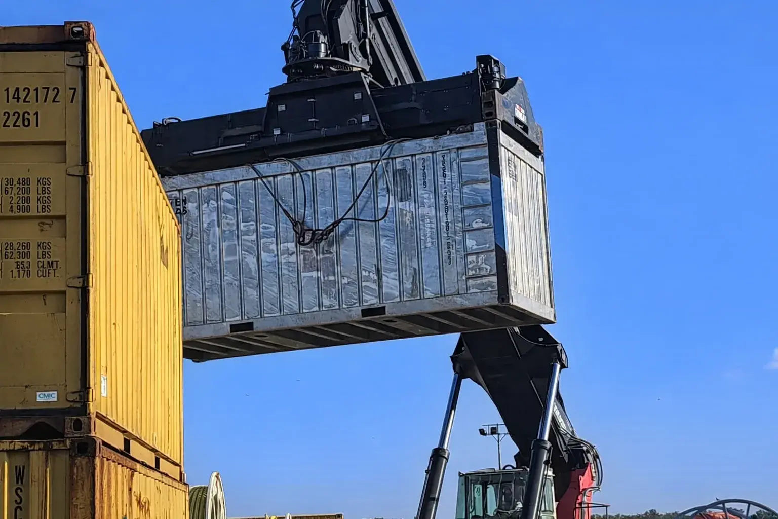 Lifting equipment — photo 3